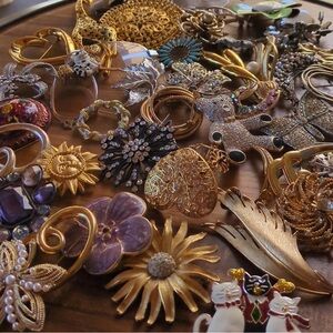 LIVE SALE ITEM - UNLISTED